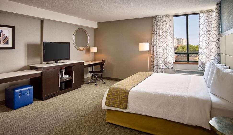 Waterfront Hotel Downtown Burlington Kemudahan gambar
